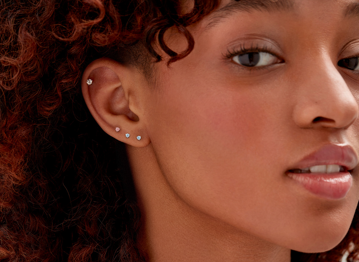 on-model-Minis_studs_a9cee906-a693-4fde-bf9b-a820adfd68ac.png